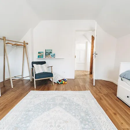 Dom wakacyjny Charmantes Stadthaus *